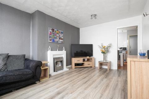 9 Burnbrae Road, Stoneyburn, Bathgate, EH47 8DF