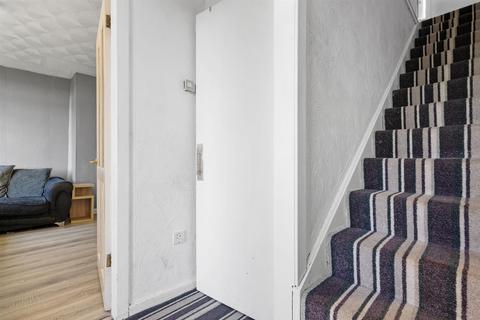 9 Burnbrae Road, Stoneyburn, Bathgate, EH47 8DF