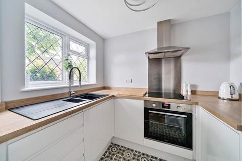 67 Seymour Way, Sunbury-on-thames, TW16 7NL