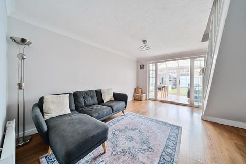 67 Seymour Way, Sunbury-on-thames, TW16 7NL