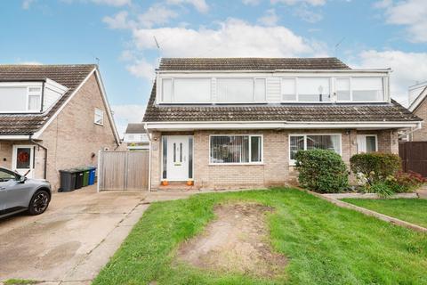 3 bedroom semi-detached house for sale, Herons Close, Lowestoft