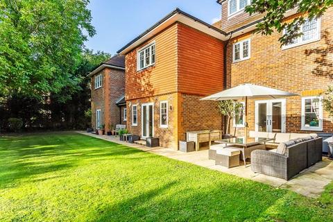 Crestawood Reigate Road, Leatherhead, KT22 8RB