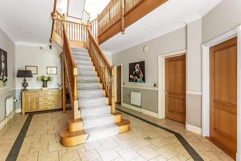 Crestawood Reigate Road, Leatherhead, KT22 8RB
