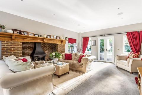 Crestawood Reigate Road, Leatherhead, KT22 8RB