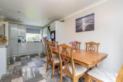 69 Alder Close, Leyland, PR26 7TU