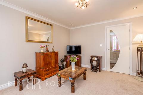 69 Alder Close, Leyland, PR26 7TU