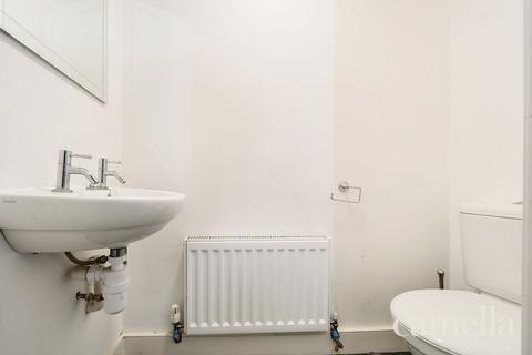 1a Avonvale Place, Batheaston, Bath, BA1 7RF