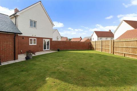 3 bedroom detached house for sale, Foxglove Drive, Hellingly