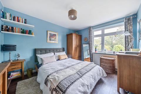 104 Speer Road, Thames Ditton, KT7 0PP
