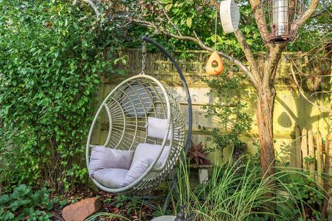 104 Speer Road, Thames Ditton, KT7 0PP