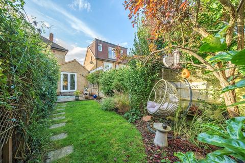 104 Speer Road, Thames Ditton, KT7 0PP