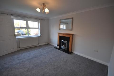 3 bedroom semi-detached house to rent, Martinson Drive, West Cowick