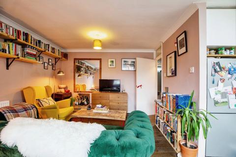 1 bedroom maisonette for sale, Carlton Grove, London SE15