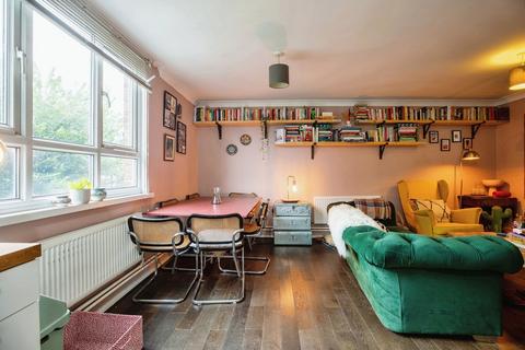 1 bedroom maisonette for sale, Carlton Grove, London SE15