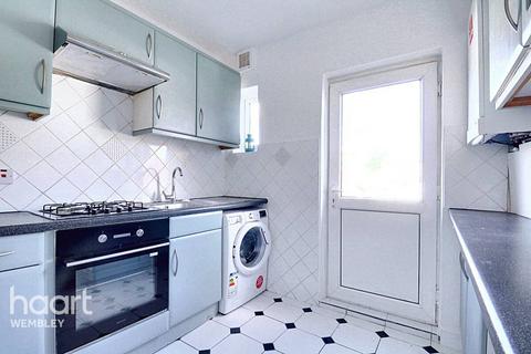 2 bedroom flat for sale, Kingsbury