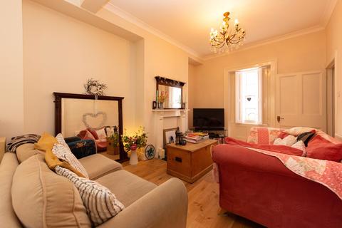 3 bedroom terraced house for sale, Maryport Street, Usk