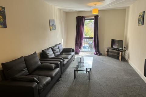 2 bedroom apartment to rent, 8 Clifton House, Merridale Road, Wolverhampton, WV3 9RX