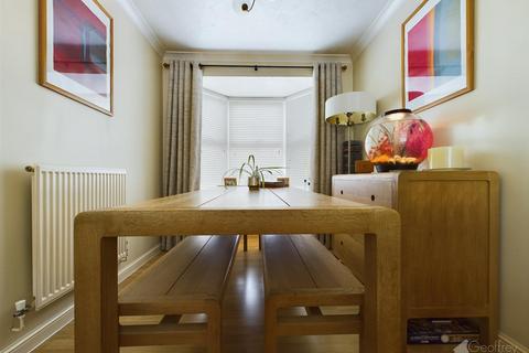 80 Ayr Close, Stevenage, SG1 5RZ