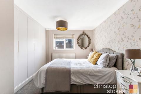 201 Whitefields Road, Cheshunt, Waltham Cross, EN8 0EU