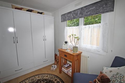 2 bedroom mobile home for sale, Fernhill Park, Wootton Bridge