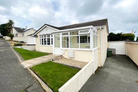 2 bedroom bungalow for sale, Glan Y Don Parc, Bull Bay, Amlwch, Isle of Anglesey, LL68