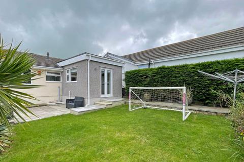 2 bedroom bungalow for sale, Glan Y Don Parc, Bull Bay, Amlwch, Isle of Anglesey, LL68