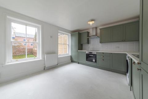 2 bedroom flat to rent, Cartergate, Newark NG24