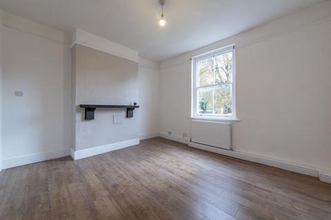 2 bedroom flat to rent, Cartergate, Newark NG24