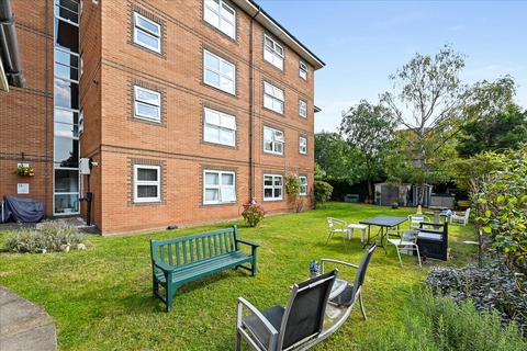 1 bedroom flat for sale, Gordon Road, Ealing, W5