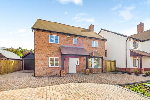 undefined, Lower Street, Quainton