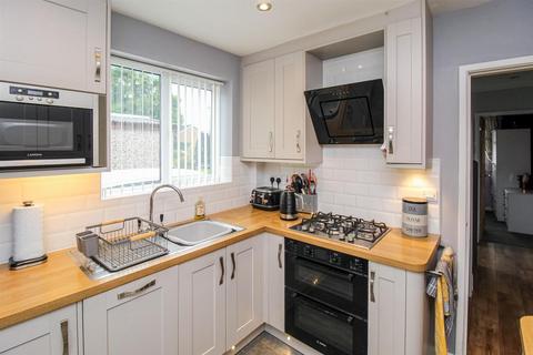 4 Barkers Road, Durkar, Wakefield, WF4 3AR