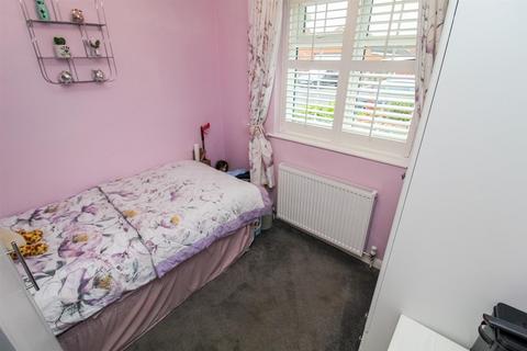 4 Barkers Road, Durkar, Wakefield, WF4 3AR