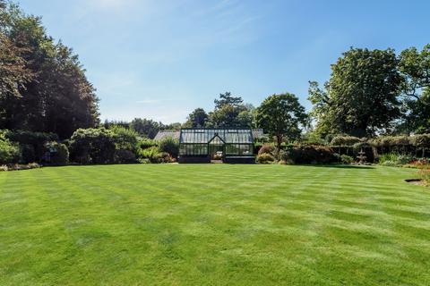 3 bedroom bungalow for sale, Barrow Lane, Hale, WA15