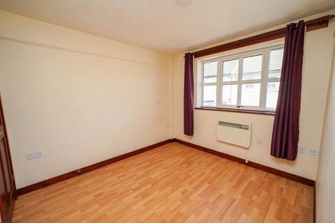 2 bedroom house to rent, Old Road, Leighton Buzzard