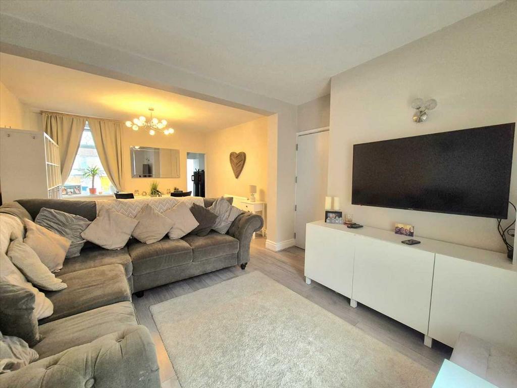 Tonypandy CF40 3 bed terraced house for sale £114,995