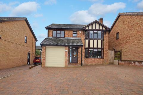 4 bedroom detached house for sale, Burystead Rise, Raunds