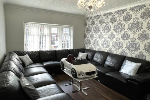 3 bedroom terraced house for sale, Foxton Road, Birmingham B8