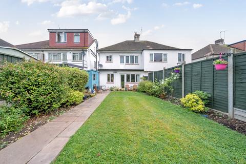 81 The Heights, Northolt, UB5 4BS