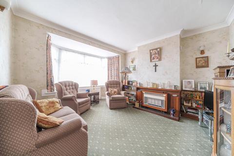 4 bedroom end of terrace house for sale, Tiverton Road, Edgware HA8