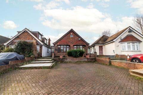 2 bedroom bungalow for sale, Detached Bungalow, Cheshunt, Waltham Cross