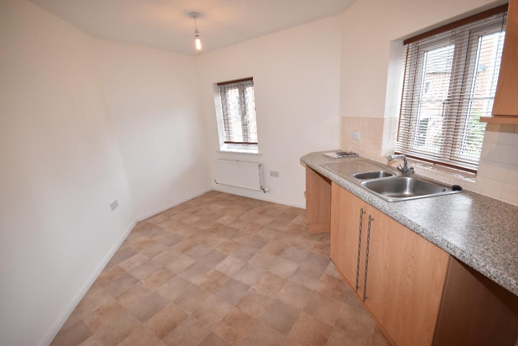 Renfrew Drive, Greylees, Sleaford, NG34 2 bed flat to rent £695 pcm (£160 pw)