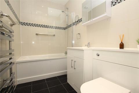 2 bedroom flat for sale, Florence House, Gilbert Close, London, SE18