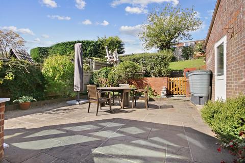 undefined, Bourg de Peage Avenue, East Grinstead, RH19