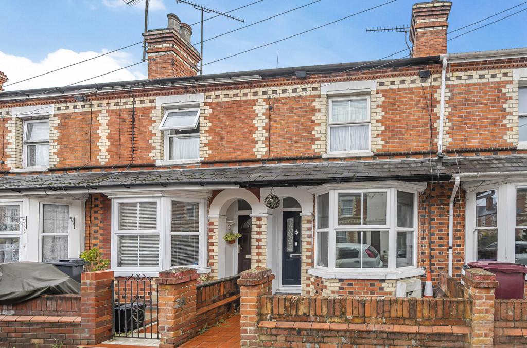 Coventry Road, Reading, Berkshire 2 bed terraced house for sale £315,000