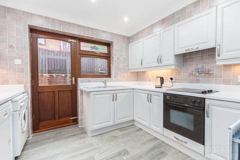 26 Bayhams Field, Sharpthorne, East Grinstead, RH19 4PZ