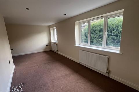 1 bedroom apartment to rent, Station Road, Netley Abbey, Southampton, SO31