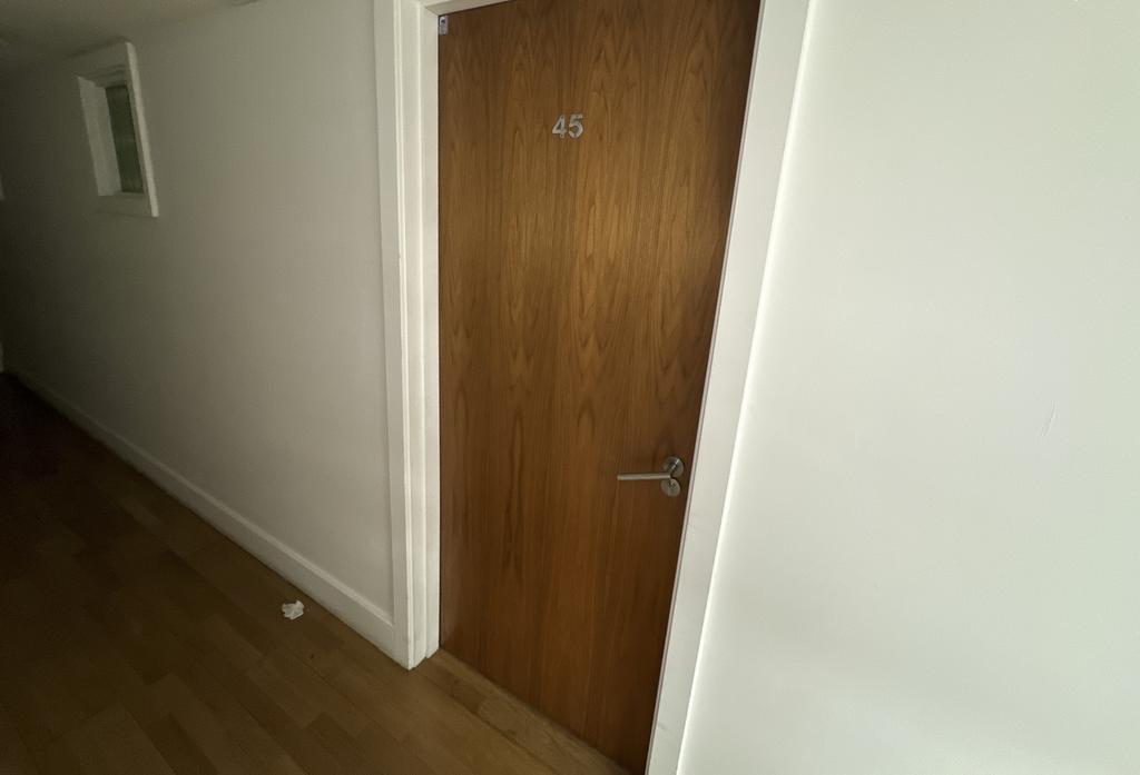 Apartment in Liverpool - View 5