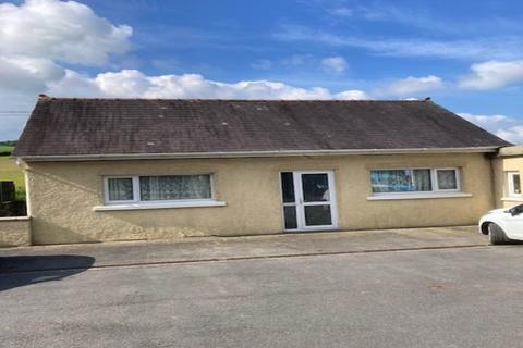 2 bedroom flat to rent, Gerynant, Capel Dewi, Carmarthen