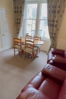 2 bedroom flat to rent, High Street, Falkland