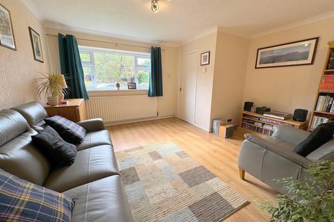 25 Hencroft, Leek, ST13 8EY